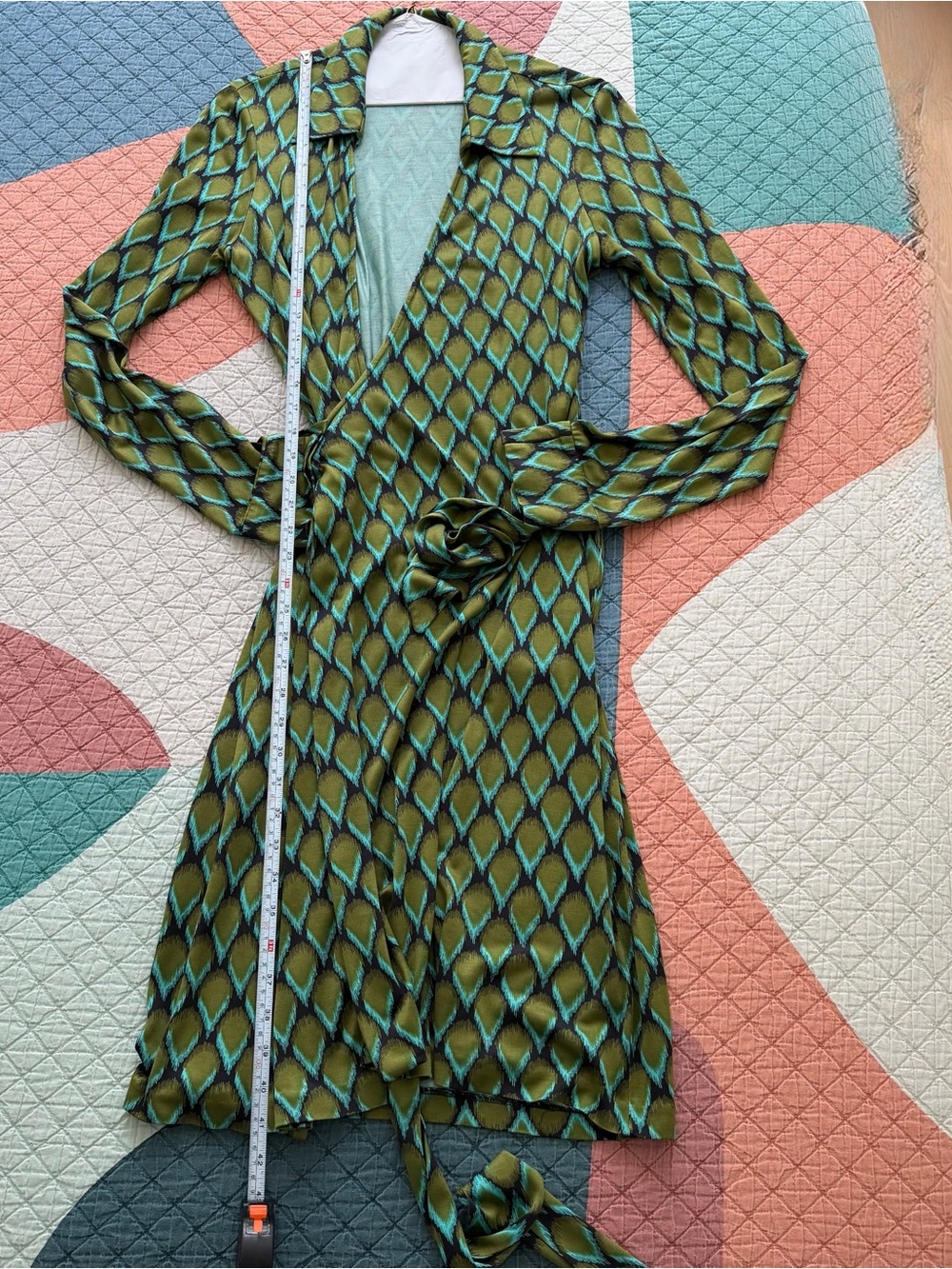 Diane von Furstenberg Silk Wrap Dress – Size 12 - Picture 6 of 8